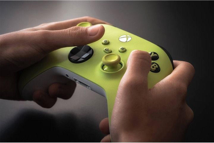 Геймпад Microsoft Xbox Series X | S Wireless Controller Electric Volt (QAU-00022) 00007756 фото