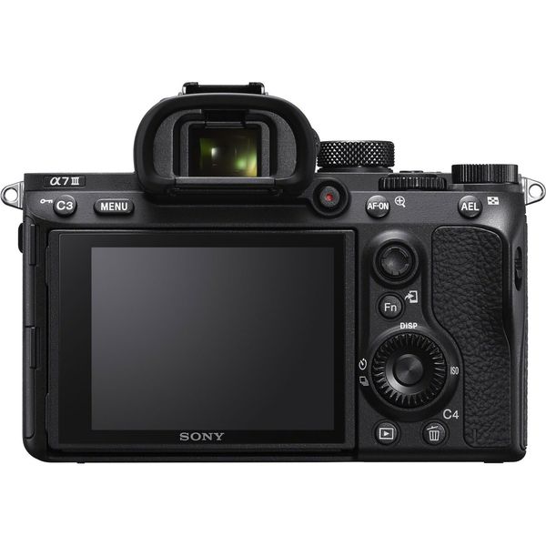Фотоаппарат Sony Alpha A7 III kit (28-70mm) (ILCE7M3KB) 00005675 фото